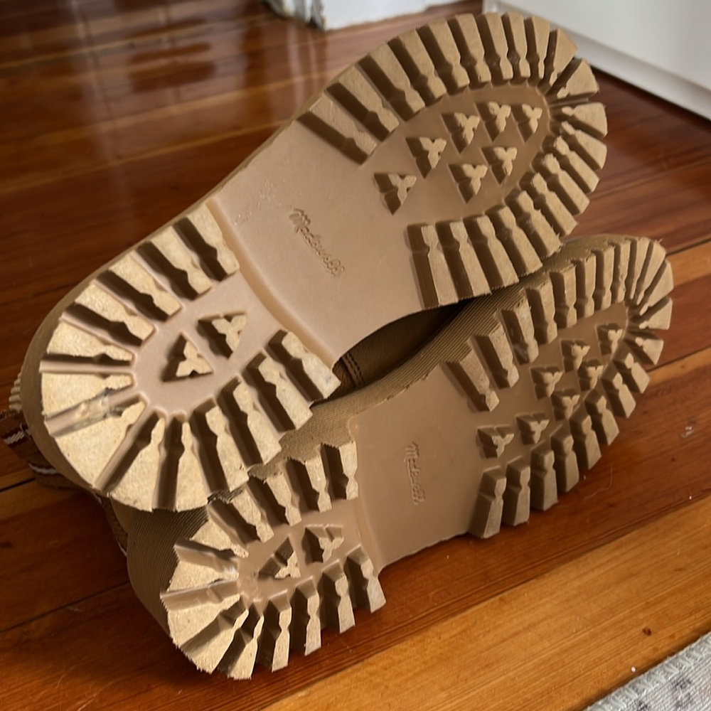 Madewell Tan Suede Chelsea Lug Ankle Boots - Picture 5 of 5